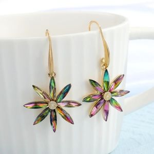 Beautiful Jewel Flower Earrings Brand New Iridesce